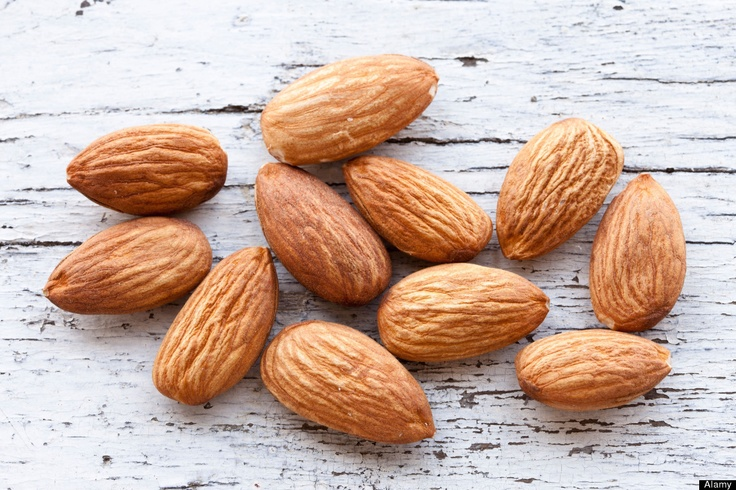 Calcium-Rich Foods : Almonds